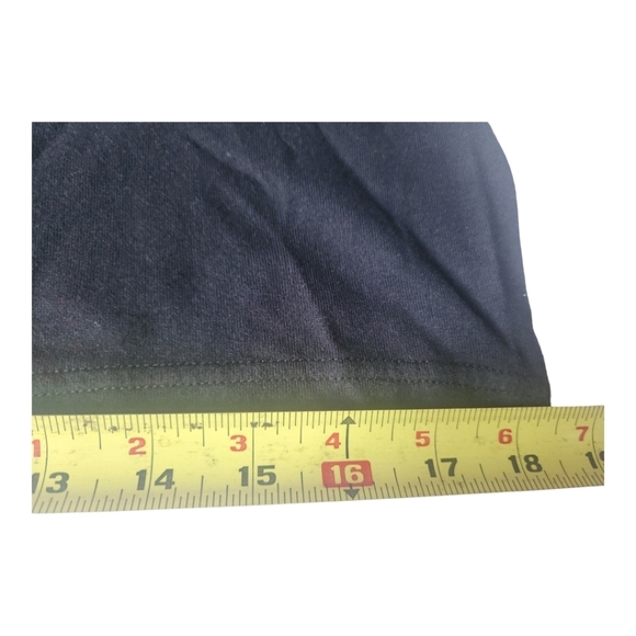 NWT Metal Gear Solid x Uniqlo UT Graphic T-shirt Tee Black Size Medium - Picture 6 of 12